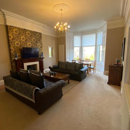 Beautiful & Bright 2 Bed Flat Murrayfield Эдинбург Экстерьер фото