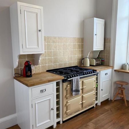 Beautiful & Bright 2 Bed Flat Murrayfield Эдинбург Экстерьер фото