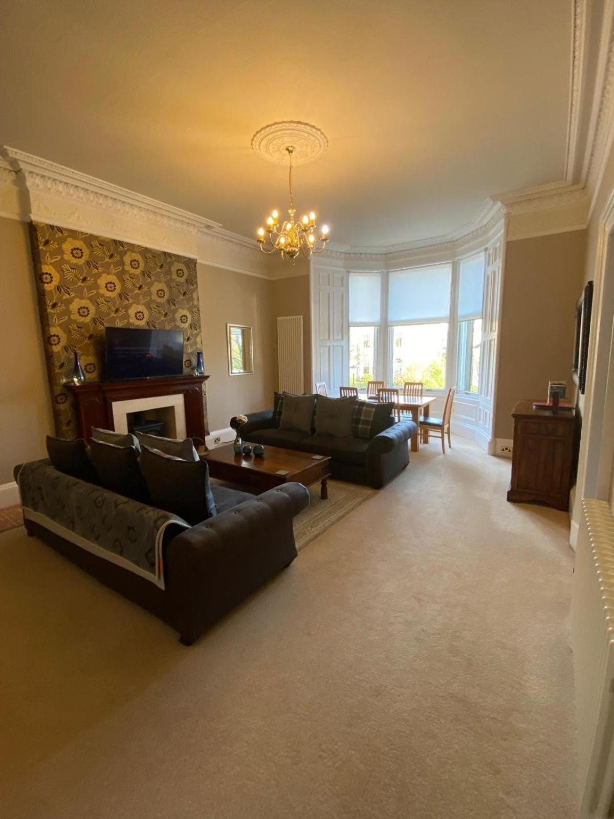 Beautiful & Bright 2 Bed Flat Murrayfield Эдинбург Экстерьер фото