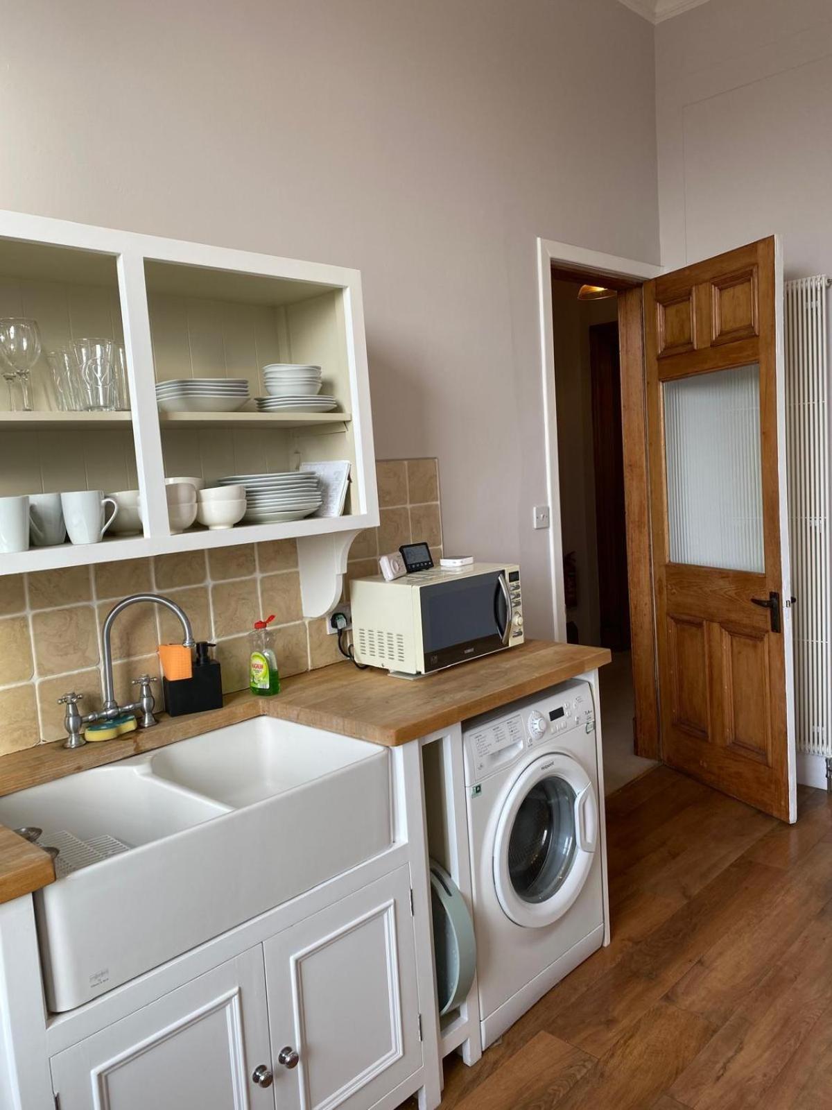 Beautiful & Bright 2 Bed Flat Murrayfield Эдинбург Экстерьер фото