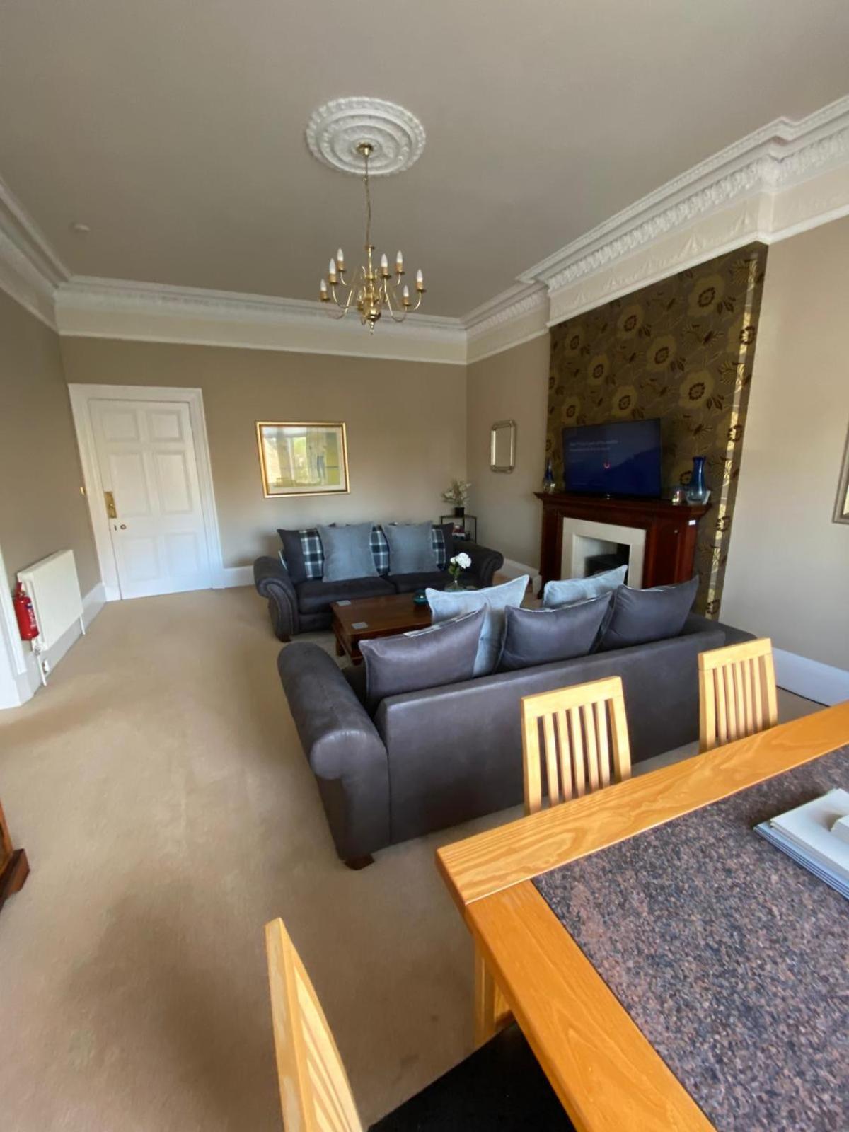 Beautiful & Bright 2 Bed Flat Murrayfield Эдинбург Экстерьер фото